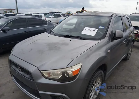 2011 Mitsubishi Outlander Sport Es z USA, uszkodzony, nr VIN JA4AP3AU5BZ003102